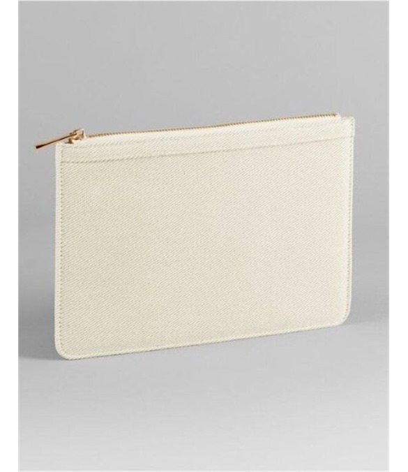 Puerto Pouch